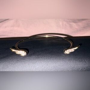 ✨ Angel Wings Cuff Bracelet
